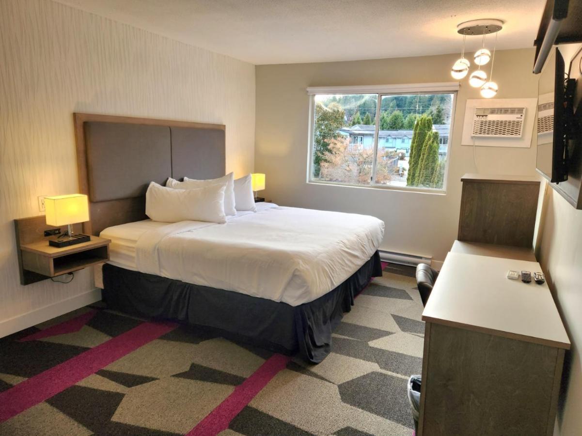 Motel The Spot At Porpoise Bay Sechelt Zewnętrze zdjęcie