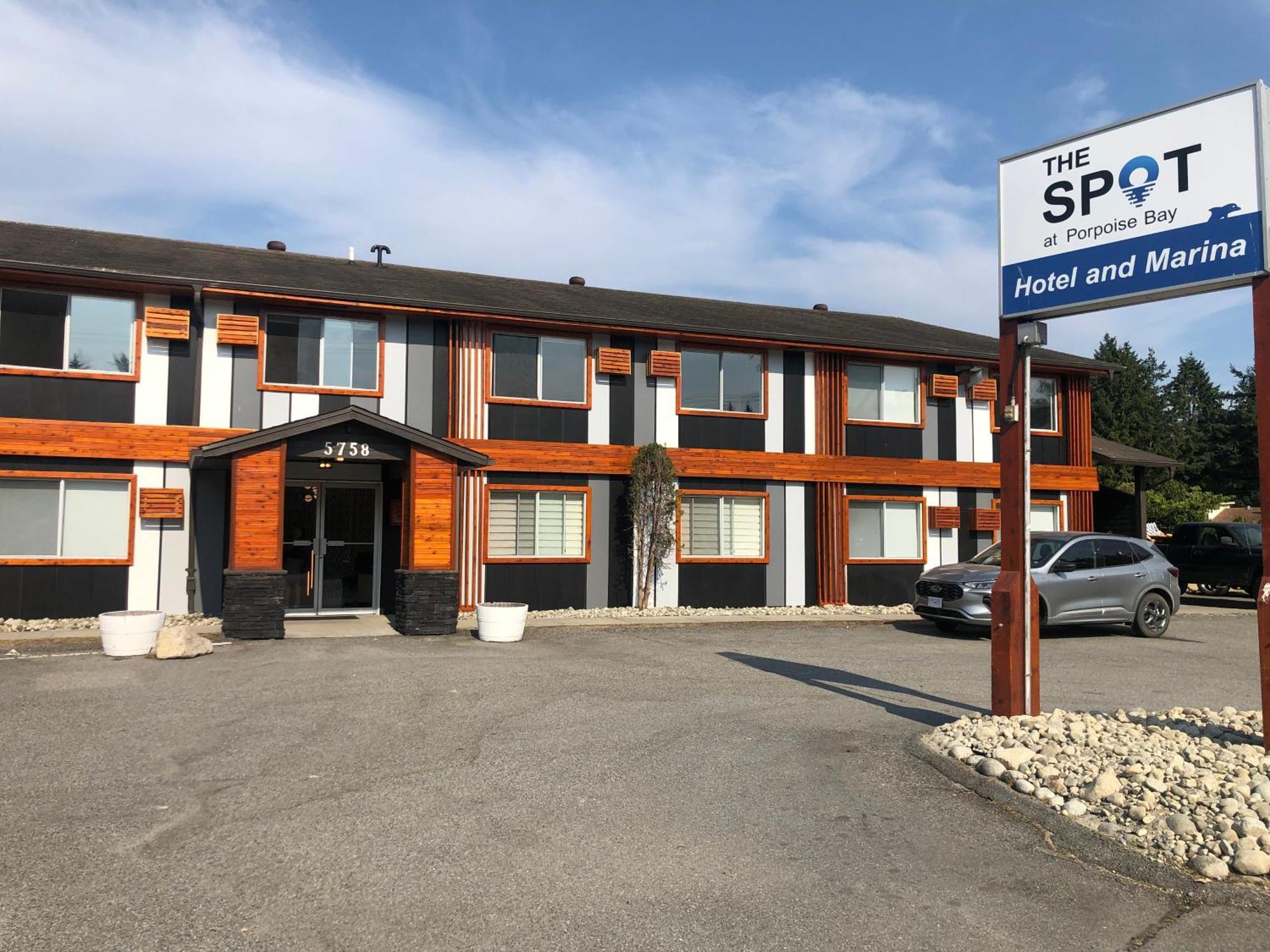 Motel The Spot At Porpoise Bay Sechelt Zewnętrze zdjęcie